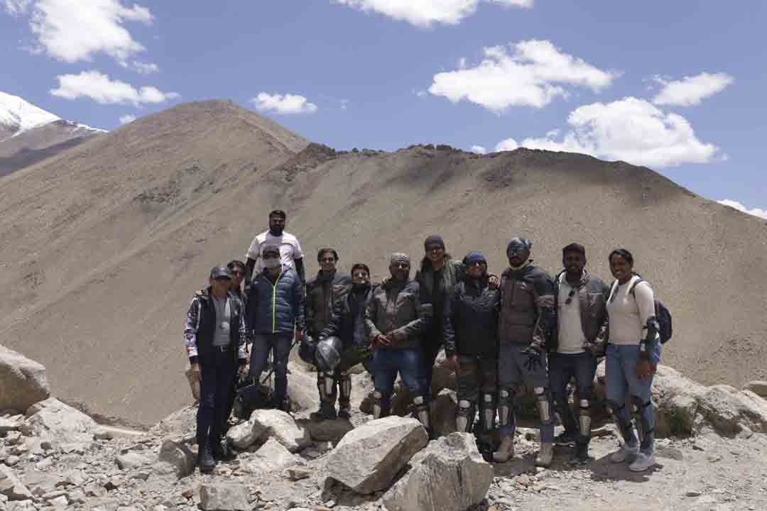 Srinagar Leh UmlingLa Manali Bike Trip photo 2