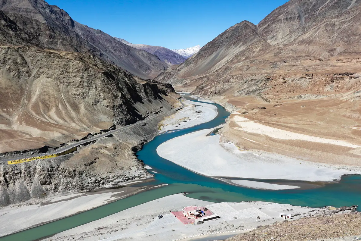 The confluence of the Indus and Zanskar rivers showing two different water colours